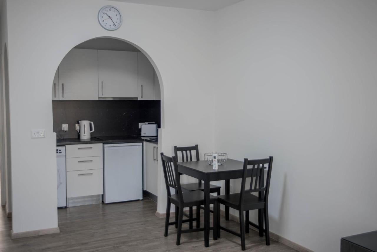 Modern Apartment Not Far From The Beach بافوس المظهر الخارجي الصورة