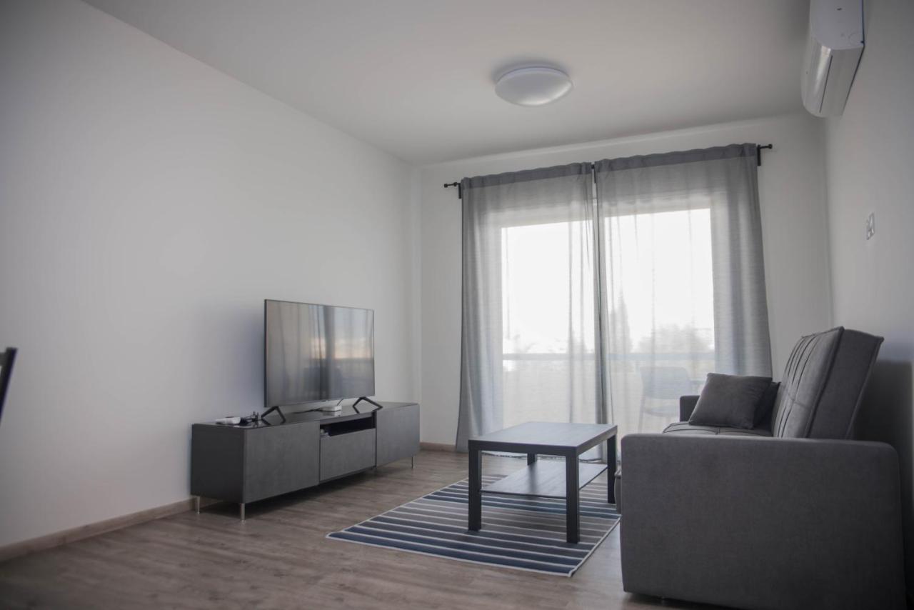 Modern Apartment Not Far From The Beach بافوس المظهر الخارجي الصورة