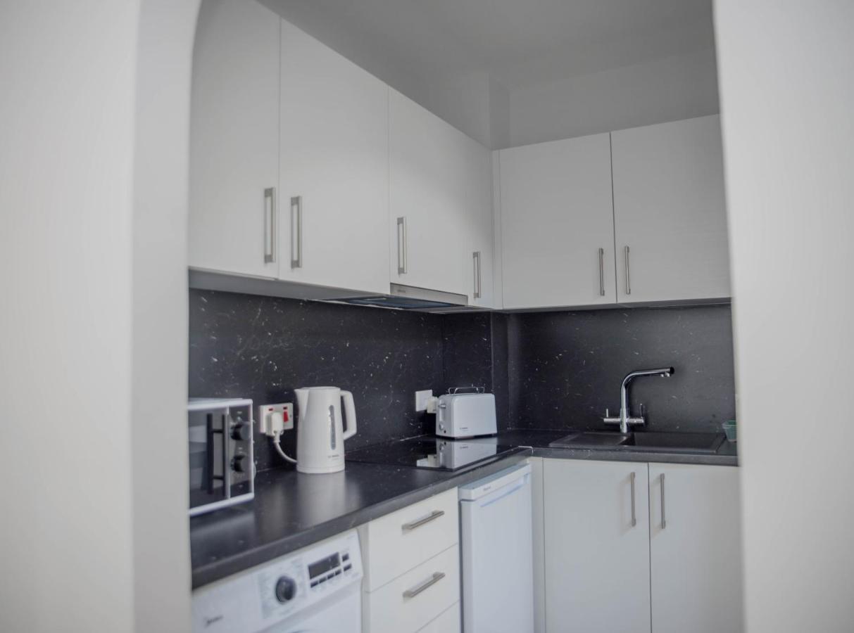 Modern Apartment Not Far From The Beach بافوس المظهر الخارجي الصورة